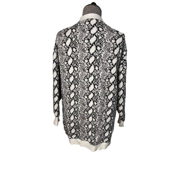 Very Moda Women's Long Sleeve Snake Print Pocket Cardigan Size S - Picture 2 of 3